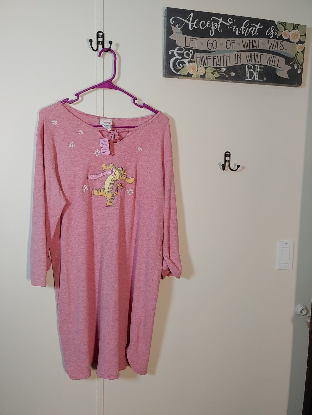 NWOT XL Disney Tigger Adorable & Warn Nightshirt